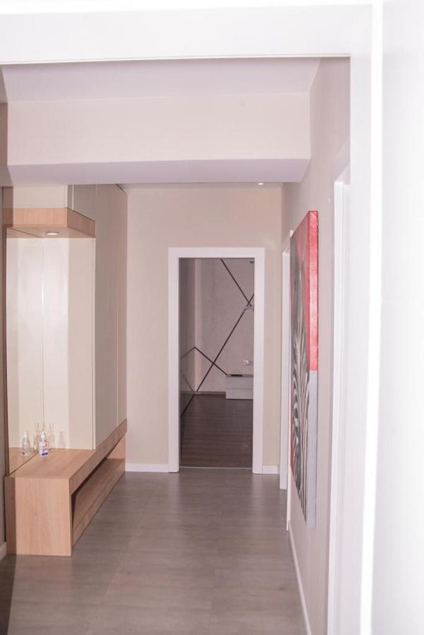 Anda Apartment Mamaia Bagian luar foto