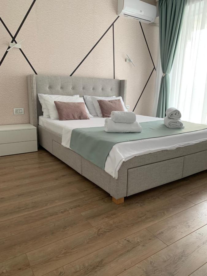 Anda Apartment Mamaia Bagian luar foto